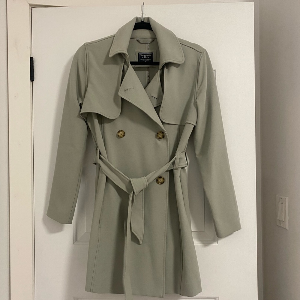 Abercrombie & Fitch Short Trench Coat